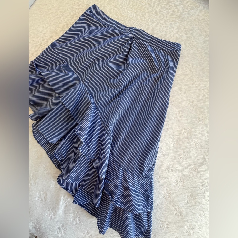Asymmetrical Skirt Blue Pin Stripe tiered ruffles size L - Picture 8 of 9